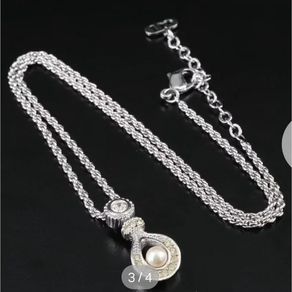 Dior Silver Necklace with Pearl and Crystal Accents - Picture 3 of 8